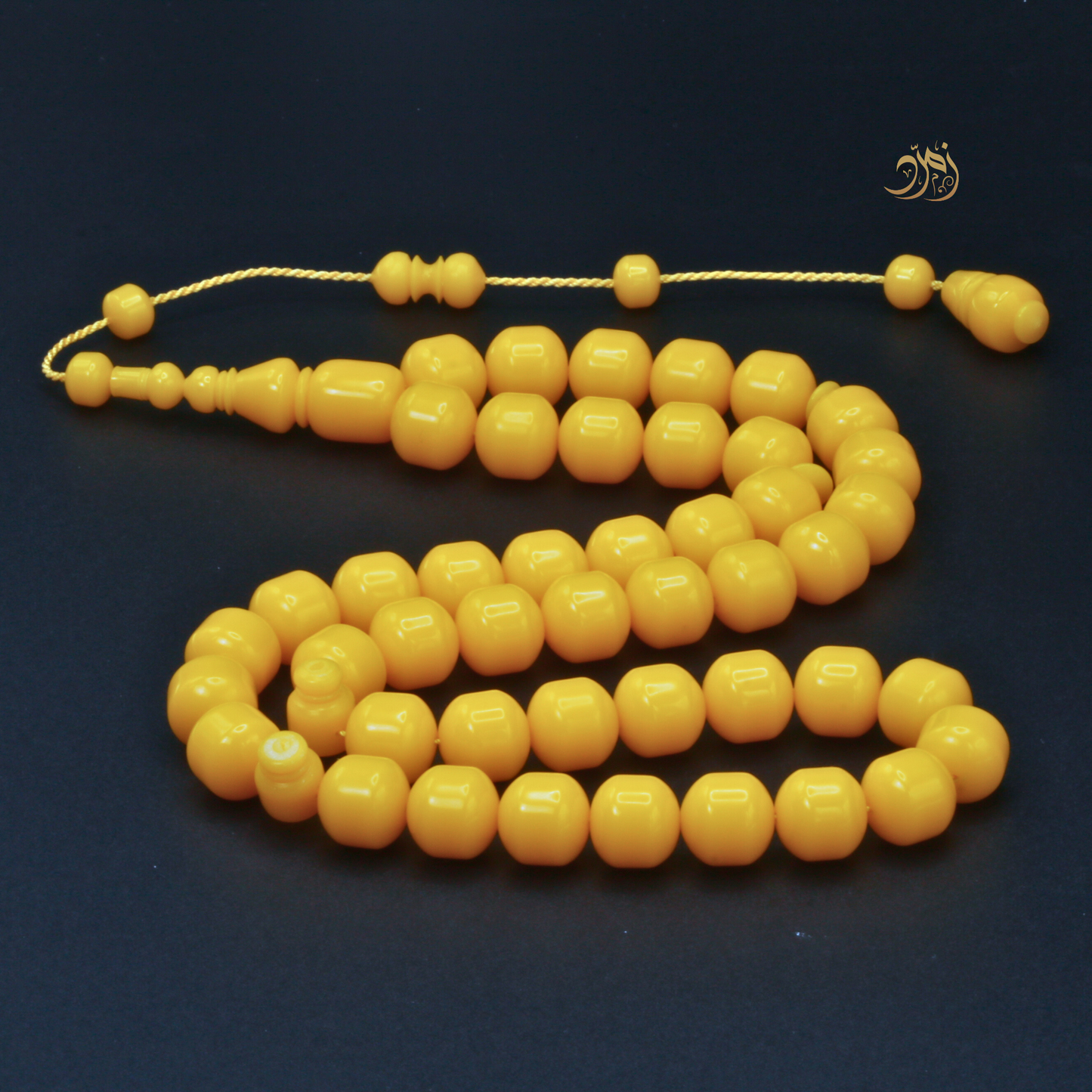 سبحة بولنج صفراء – 45 خرزة – تصميم صندوقي بكثافة عالية