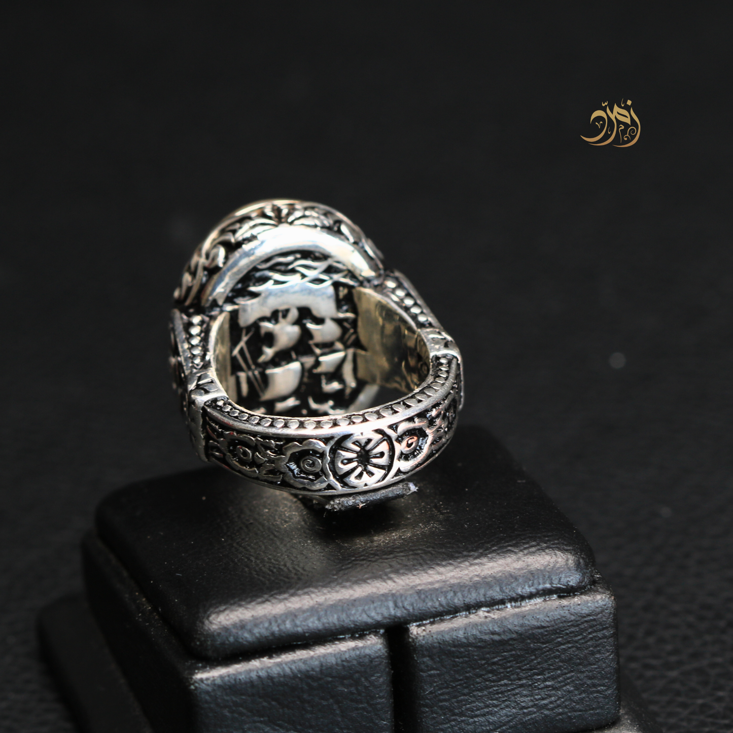 خاتم سلجوقي عقيق يماني كبدي طبيعي صياغة عارف