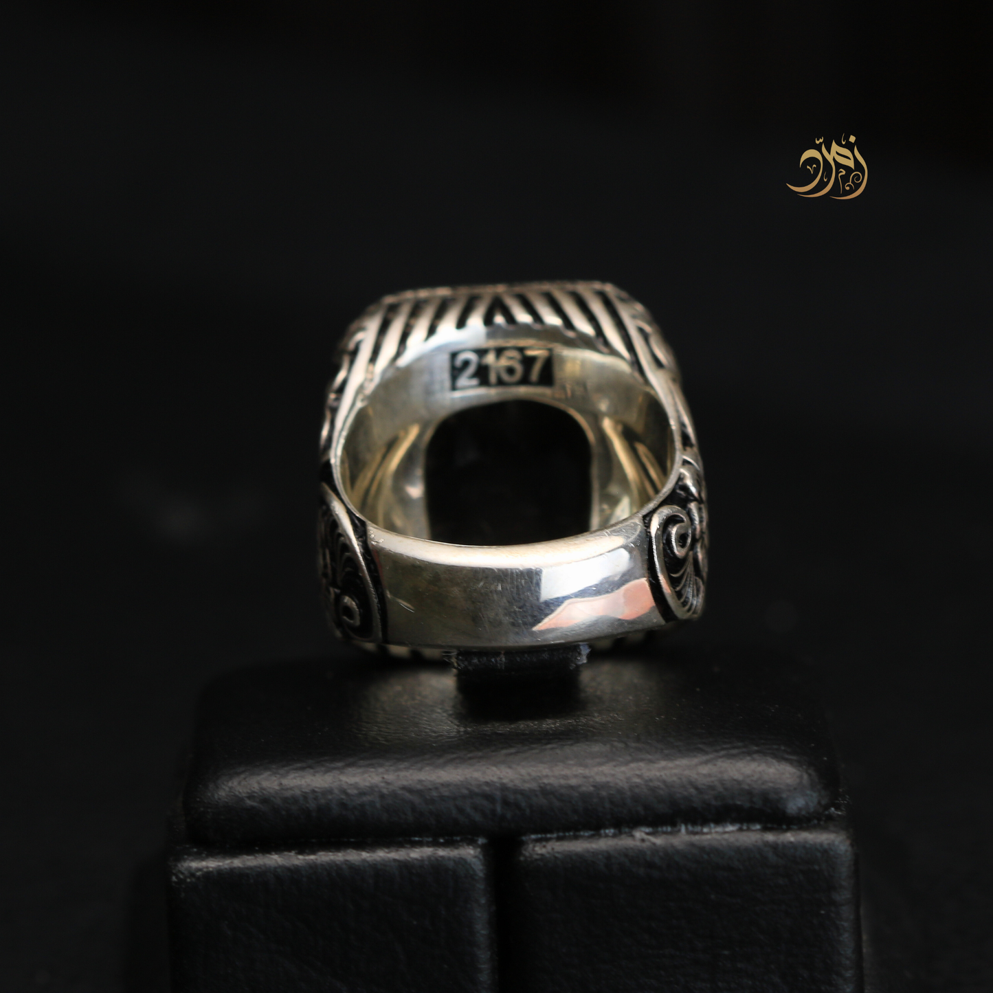 خاتم عقيق يماني أسود طبيعي صياغة عارف