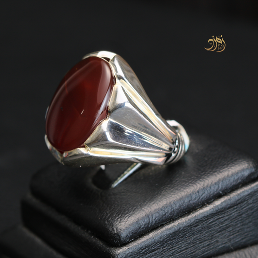 خاتم عقيق يماني كبدي طبيعي صياغة عارف