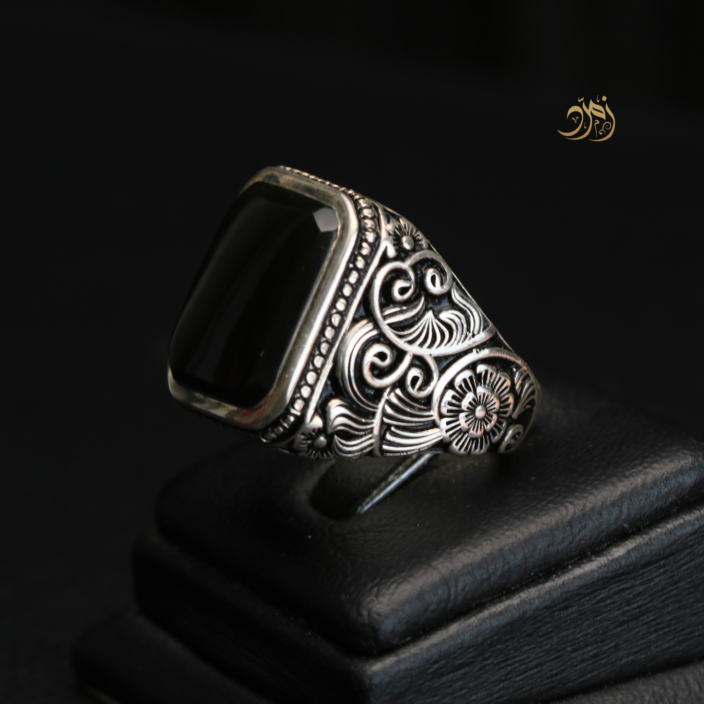 خاتم عقيق يماني أسود طبيعي صياغة عارف