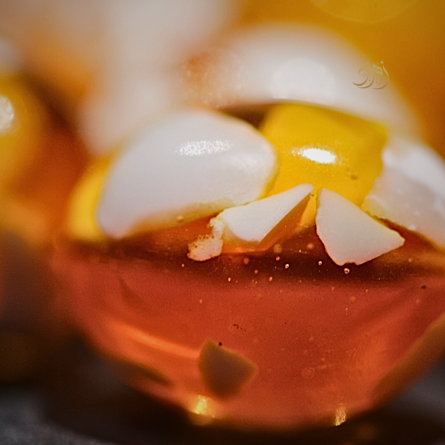 سبحة مستكة (قشطة وعسل ) غامق 45 خرزة بيض حمام (شاهد +كبوس) سبير