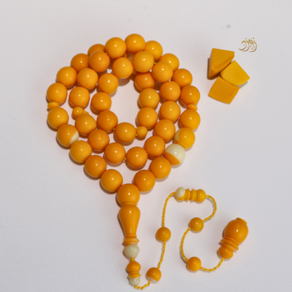 سبحة من طابة بلياردو جديد اصفر و ابيض – 43 خرزة دائري