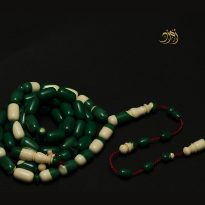 سبحة من طابة بلياردو صب قدم ألماني - أخضر وعاجي - 51 خرزة - صنوبري