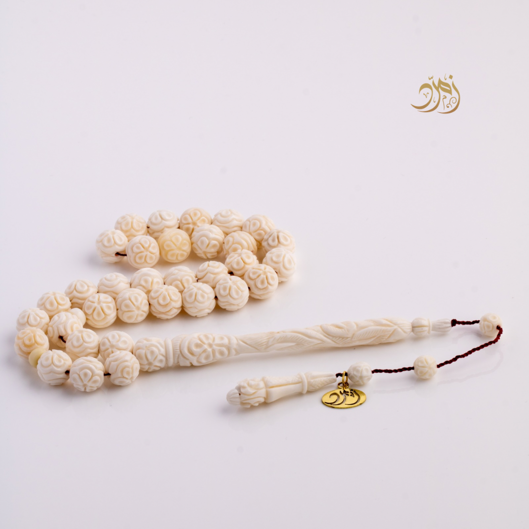 سبحة عظم جمل طبيعي منقوش يدويًا  - 33 خرزة دائري