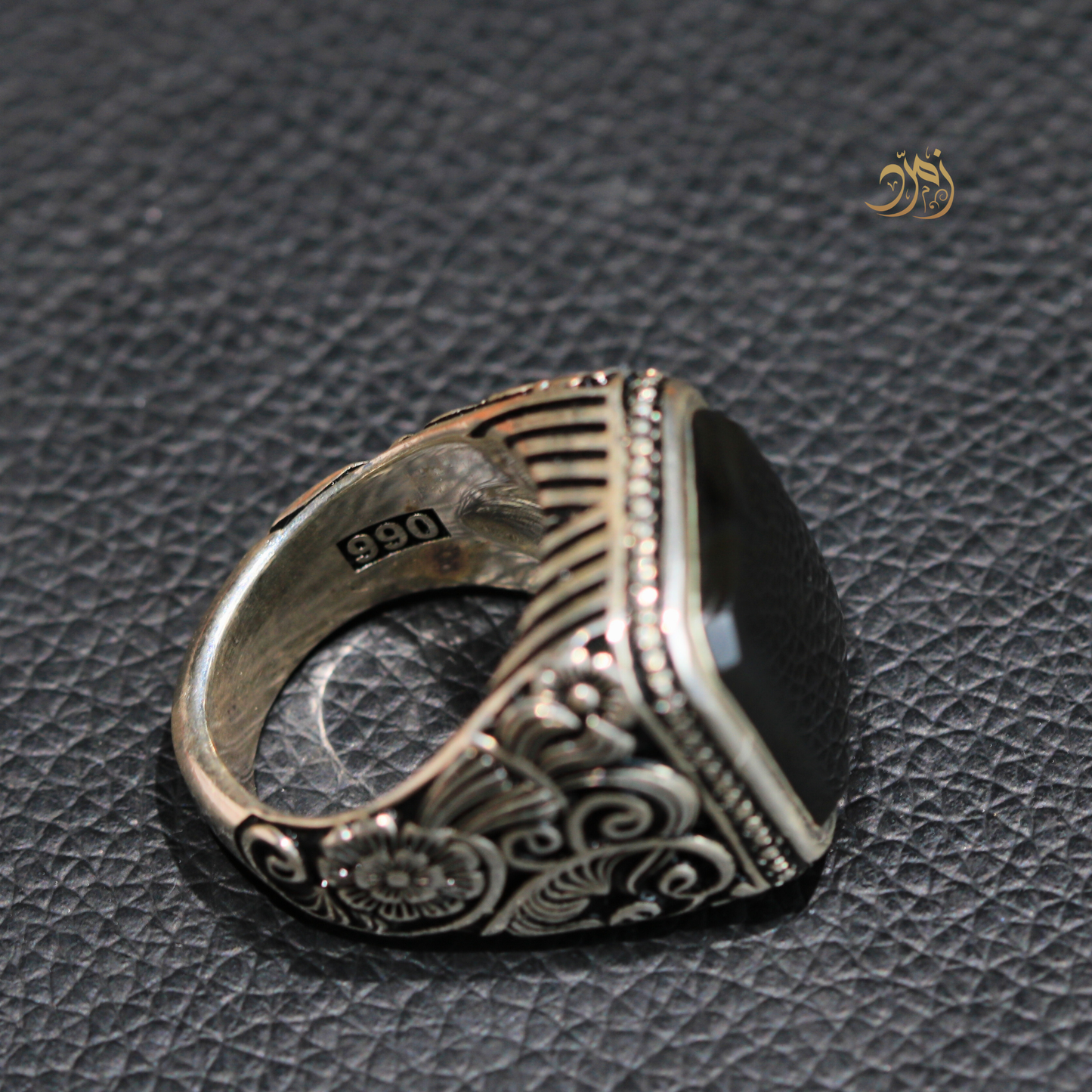 خاتم عقيق يماني أسود طبيعي صياغة عارف