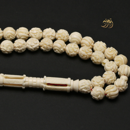 سبحة عظم جمل طبيعي منقوش يدويًا  - 33 خرزة دائري