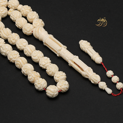 سبحة عظم جمل طبيعي منقوش يدويًا  - 33 خرزة دائري