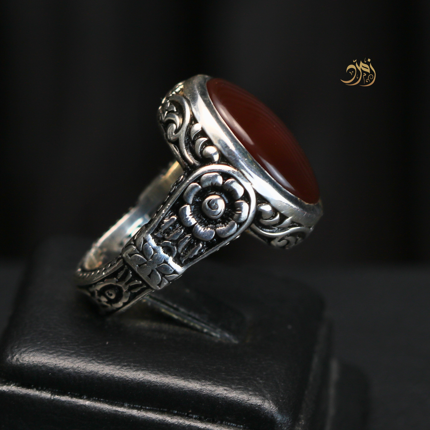 خاتم سلجوقي عقيق يماني كبدي طبيعي صياغة عارف