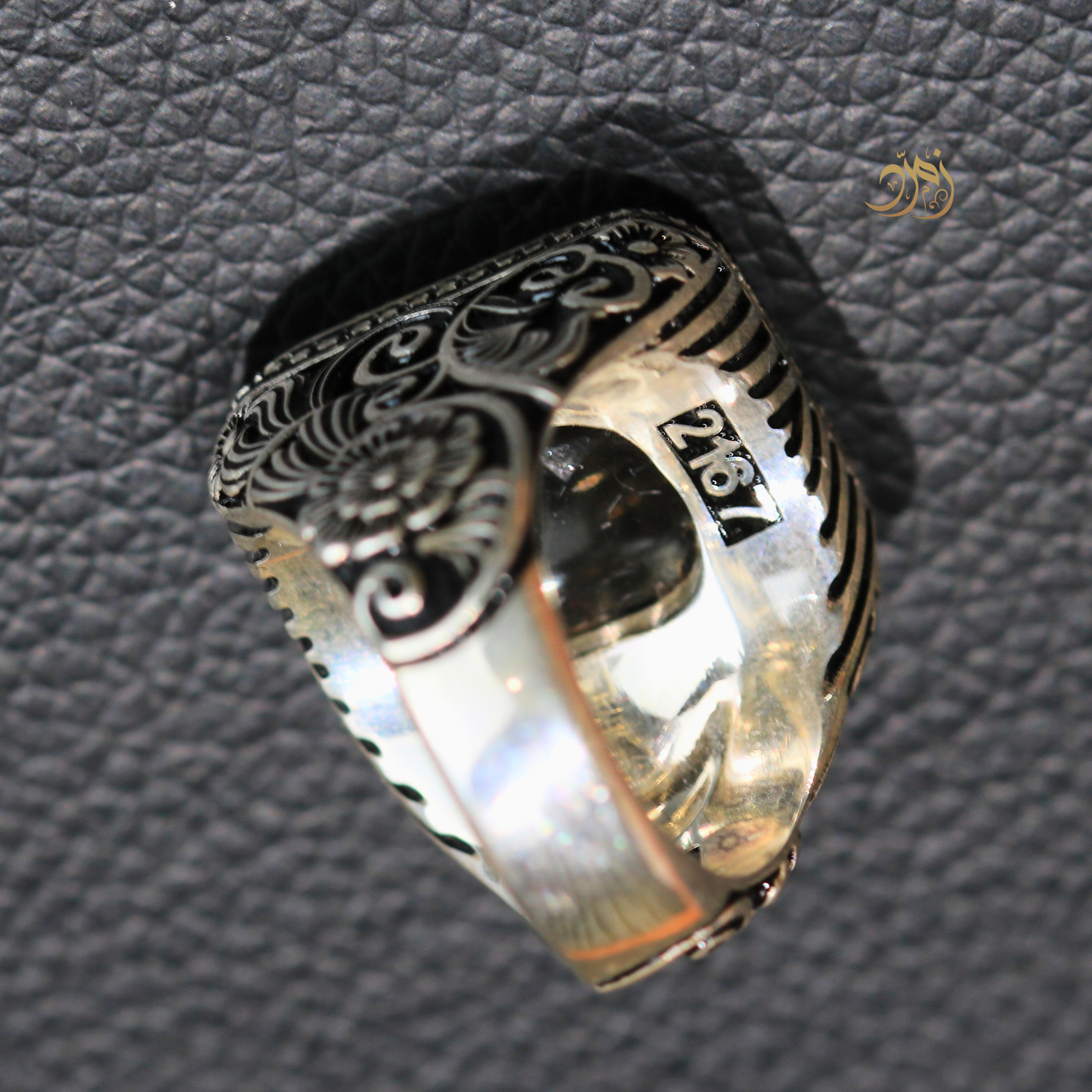 خاتم عقيق يماني أسود طبيعي صياغة عارف
