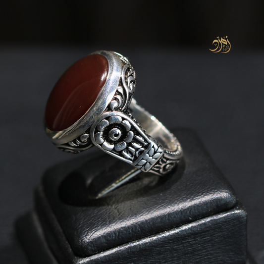 خاتم سلجوقي عقيق يماني كبدي طبيعي صياغة عارف
