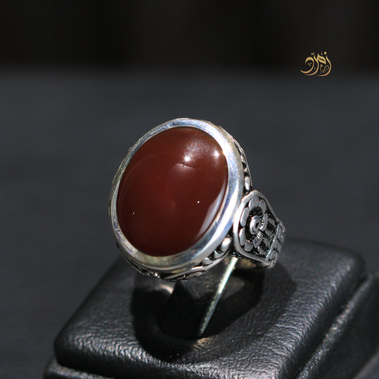 خاتم سلجوقي عقيق يماني كبدي طبيعي صياغة عارف