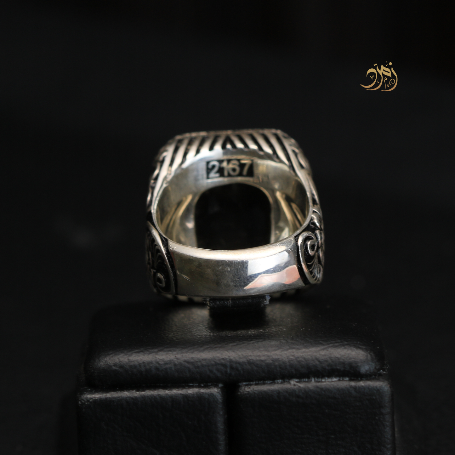 خاتم عقيق يماني أسود طبيعي صياغة عارف