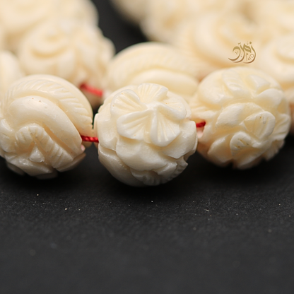 سبحة عظم جمل طبيعي منقوش يدويًا  - 33 خرزة دائري