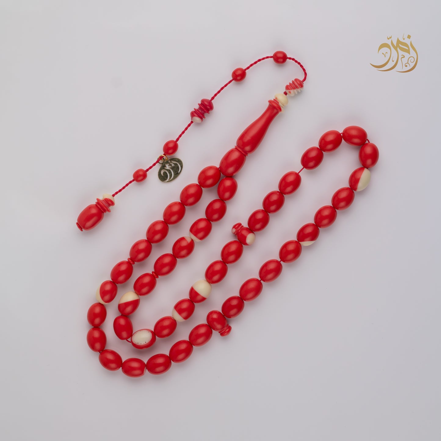 سبحة من طابة بلياردو جديد  احمر و ابيض - 43 خرزة - بيض حمام