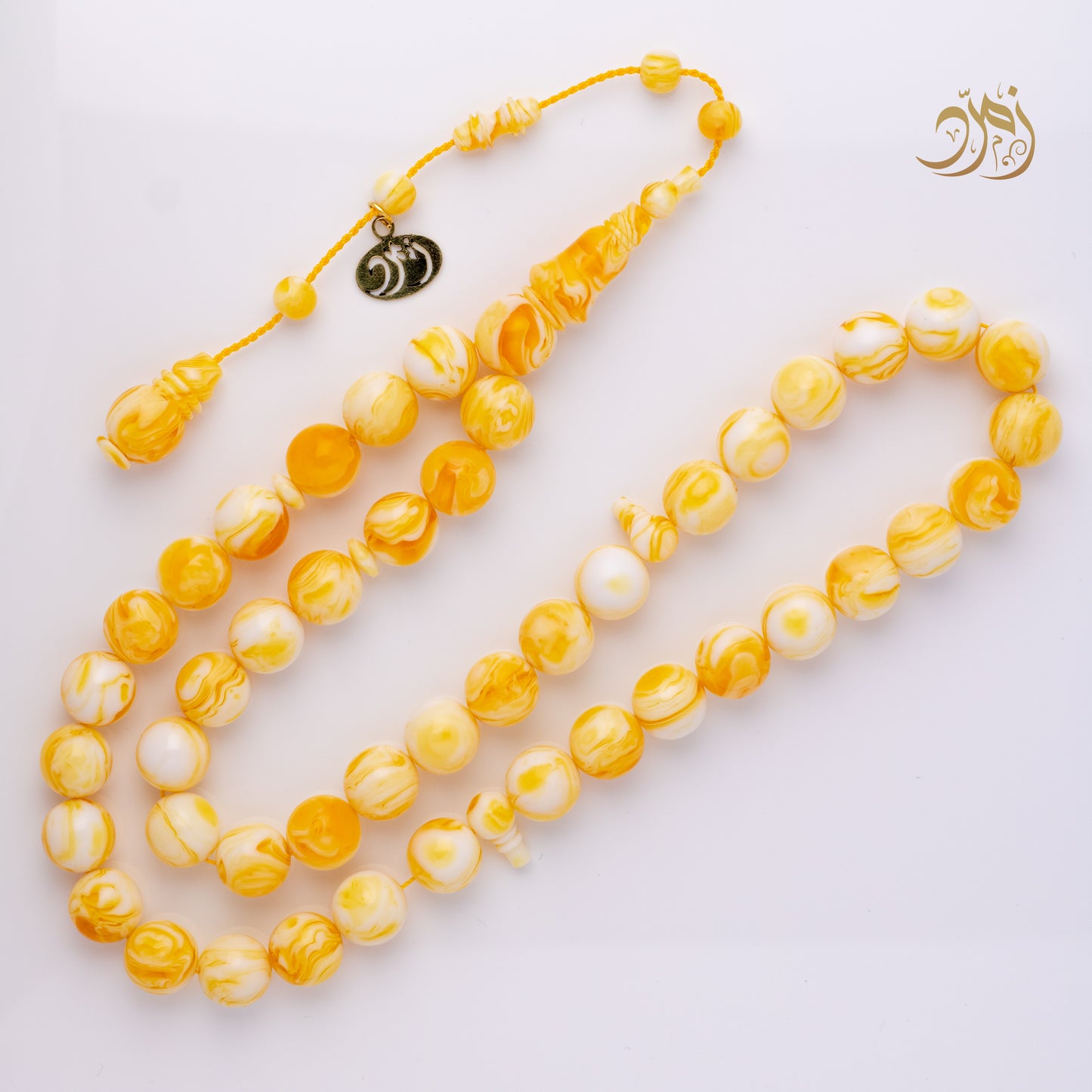 سبحة مستكة بيض حمام (غامق )– 41 خرزة