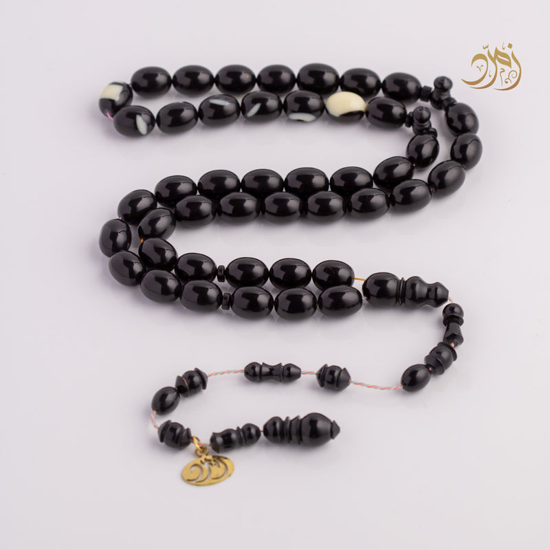 سبحة من طابة بلياردو  جديد اسود + شاهد سبير – 45 خرزة بيض حمام