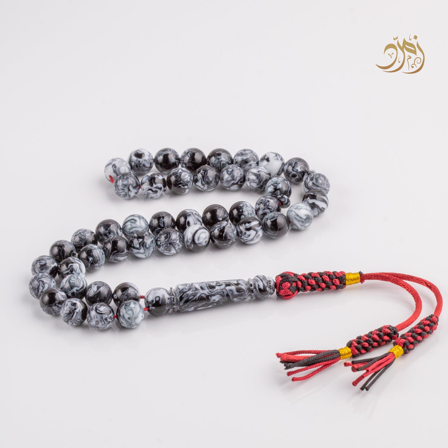 سبحة بكلايت ابيض و اسود 45 خرزة