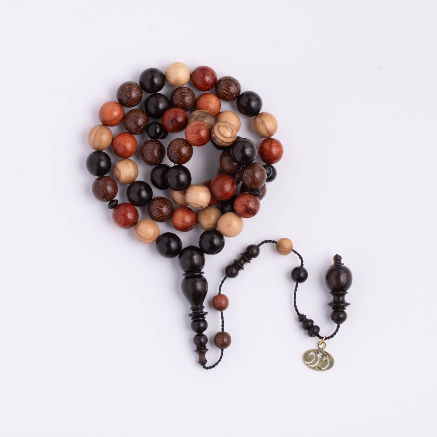 سبحة خشب منوع ماكنتوش 49 خرزة دائري