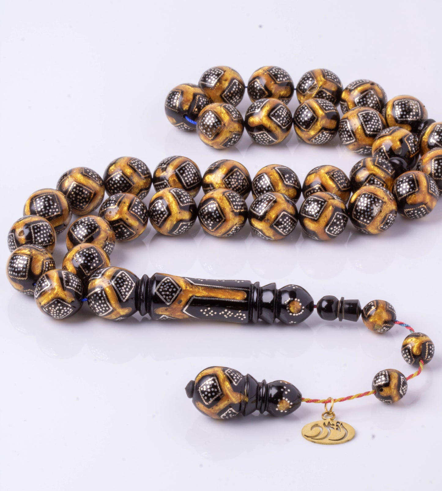 سبحة يسر طبيعي مطعم بالفضة والكهرمان 33 خرزة دائري