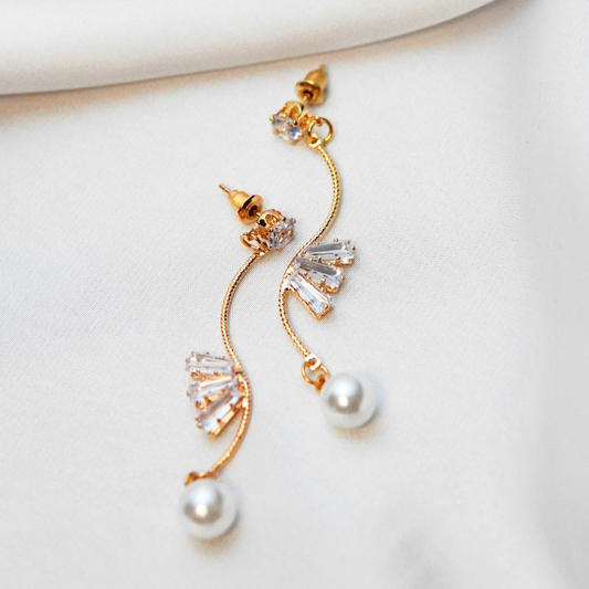 Inara Earrings (Gold)